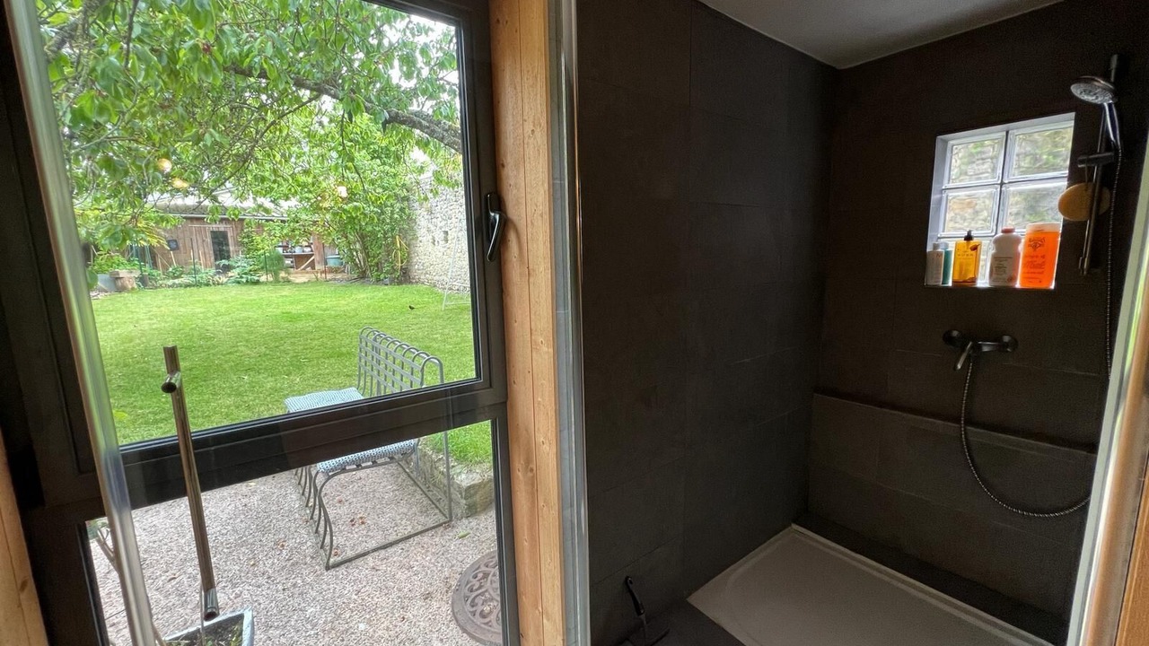Photo of Bathroom in Bayeux