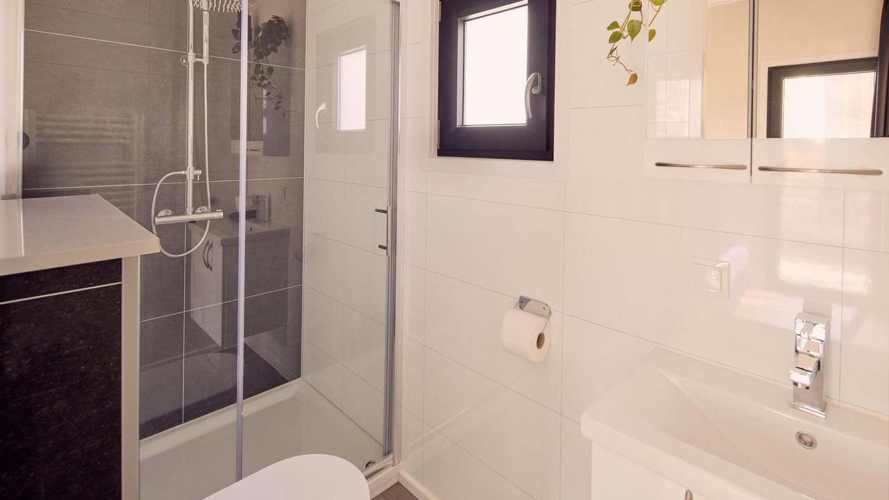 Photo of Bathroom in Kotten