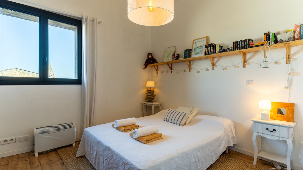 Photo of Bedroom in Saint-Pargoire