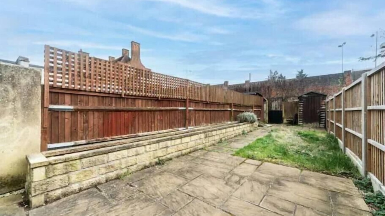 Photo of Outdoor in Surbiton