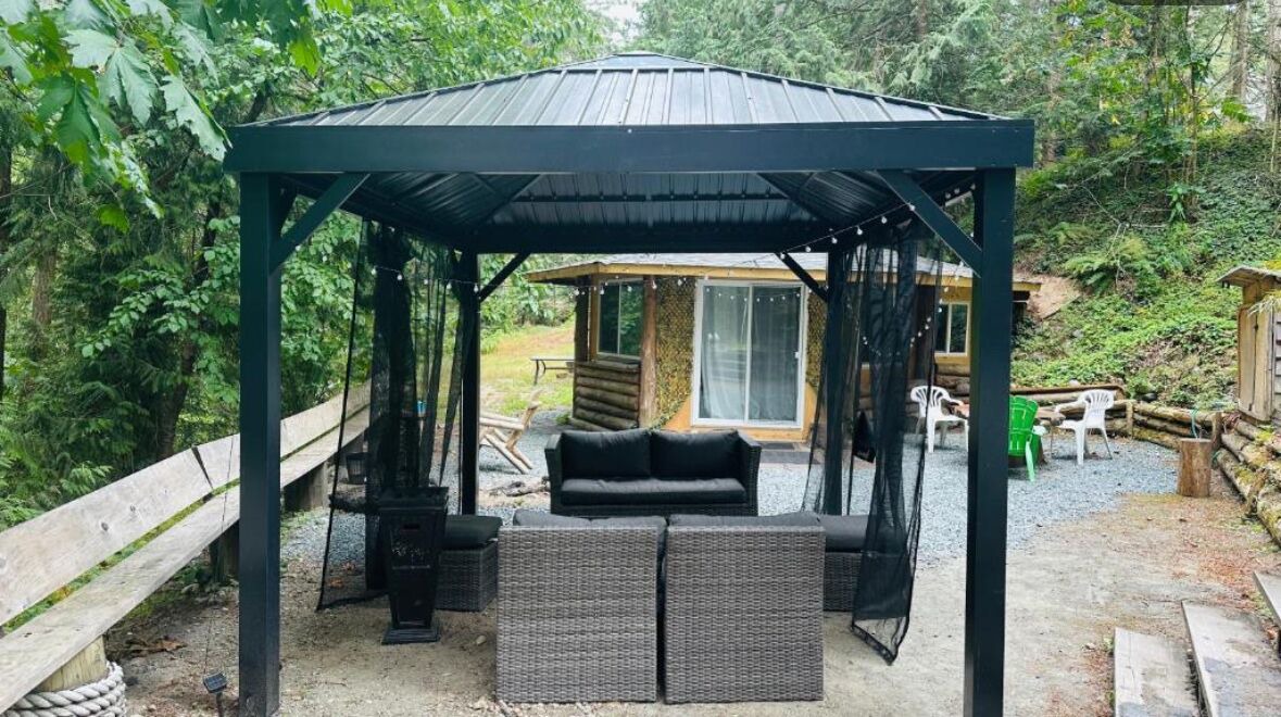 Photo of Patio Balcony in Cultus Lake