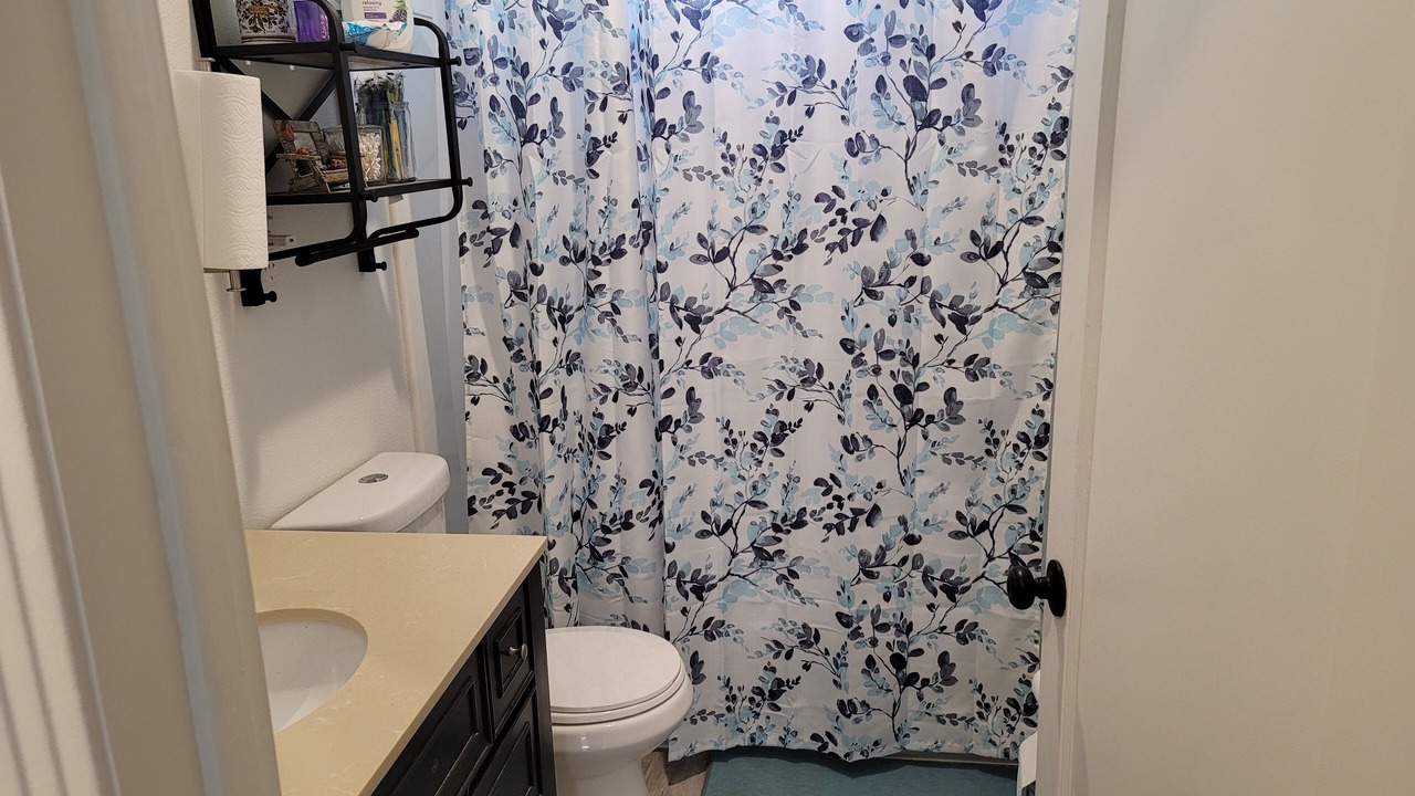 Photo of Bathroom in Logan
