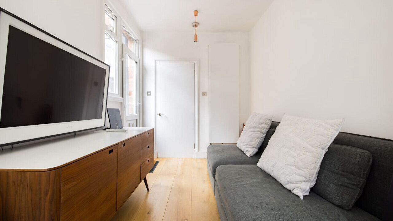 Photo of Livingroom in St. Helen's