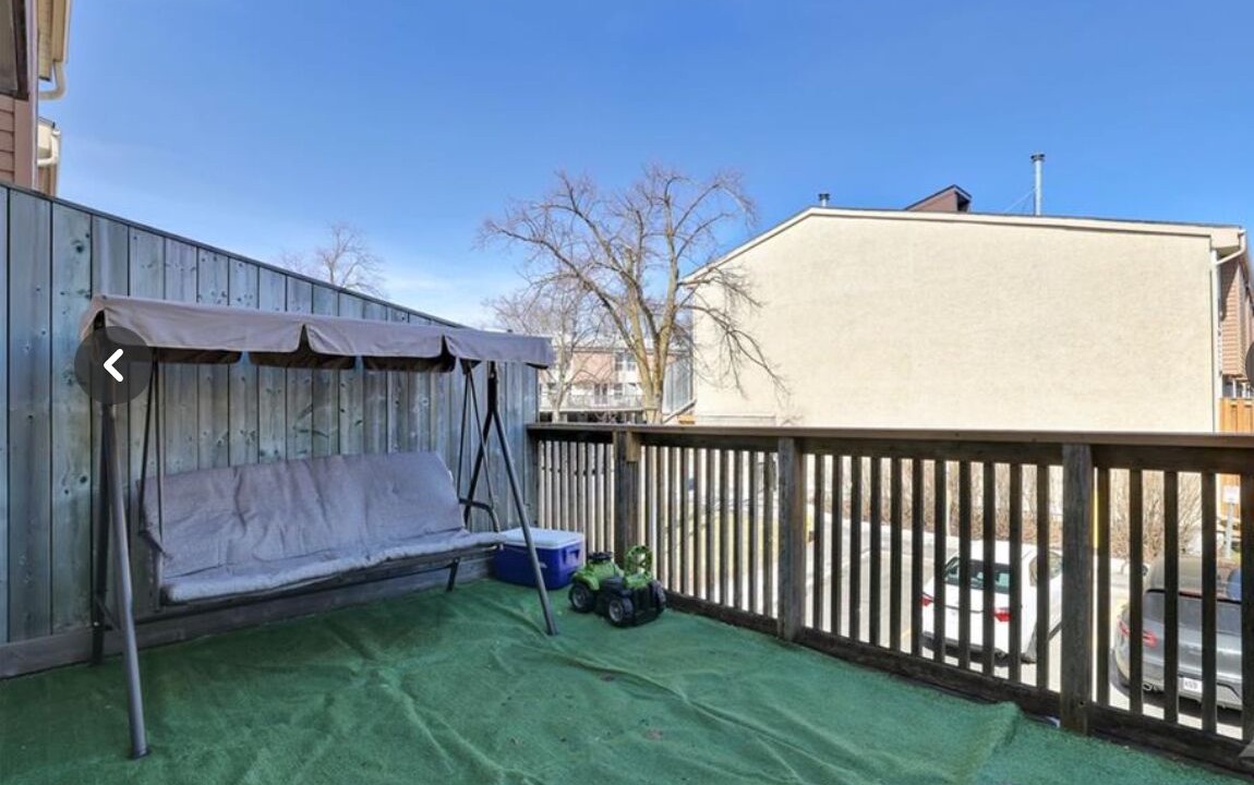 Photo of Outdoor in Ottawa Division