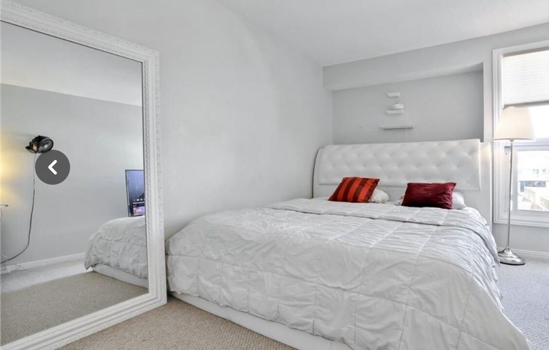 Photo of Bedroom in Ottawa Division
