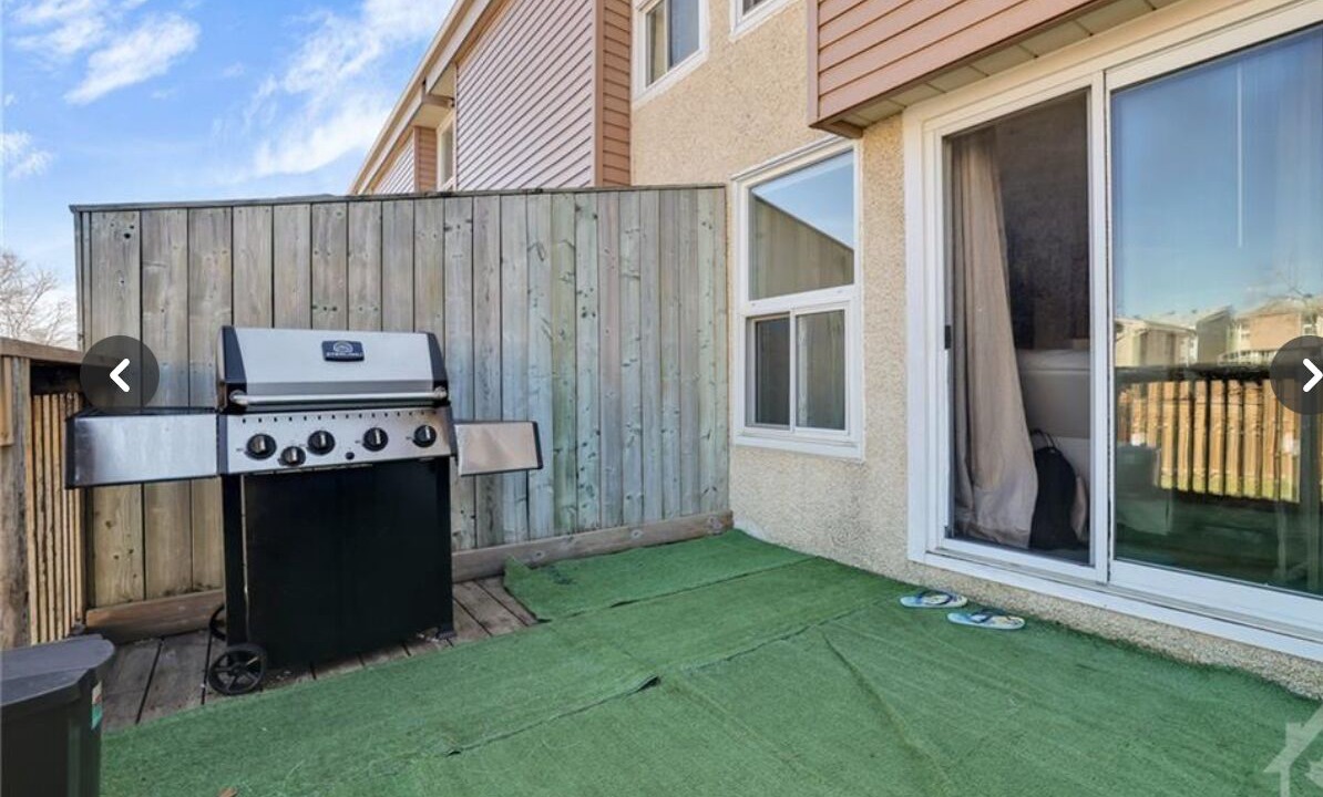 Photo of Patio Balcony in Ottawa Division
