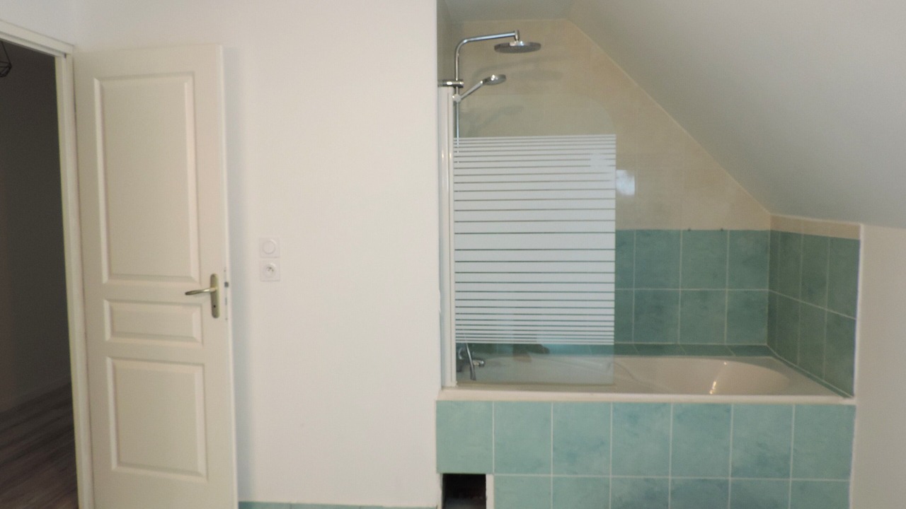 Photo of Bathroom in Sommecaise