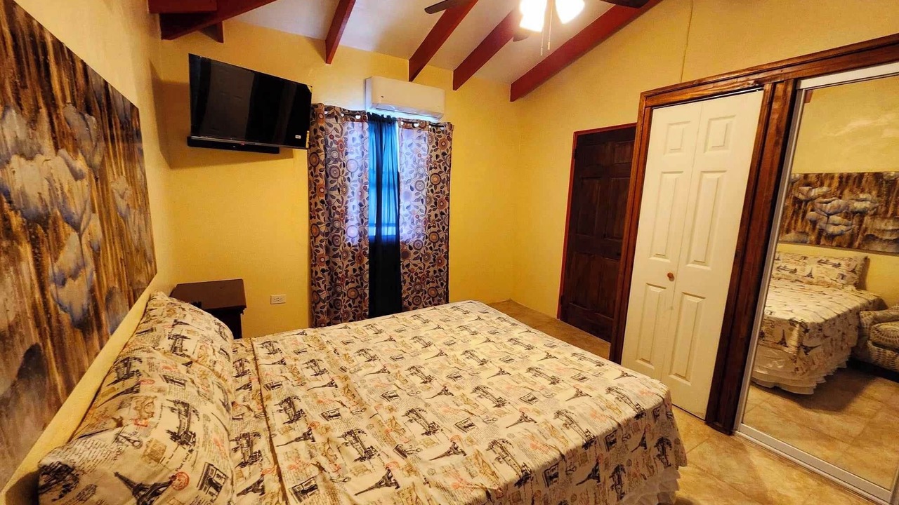 Photo of Bedroom in Estate Sion Farm