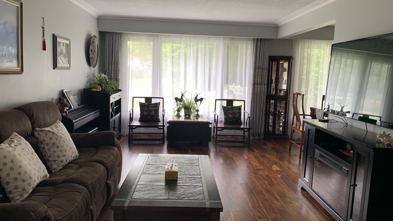 Photo of Livingroom in Niagara Falls