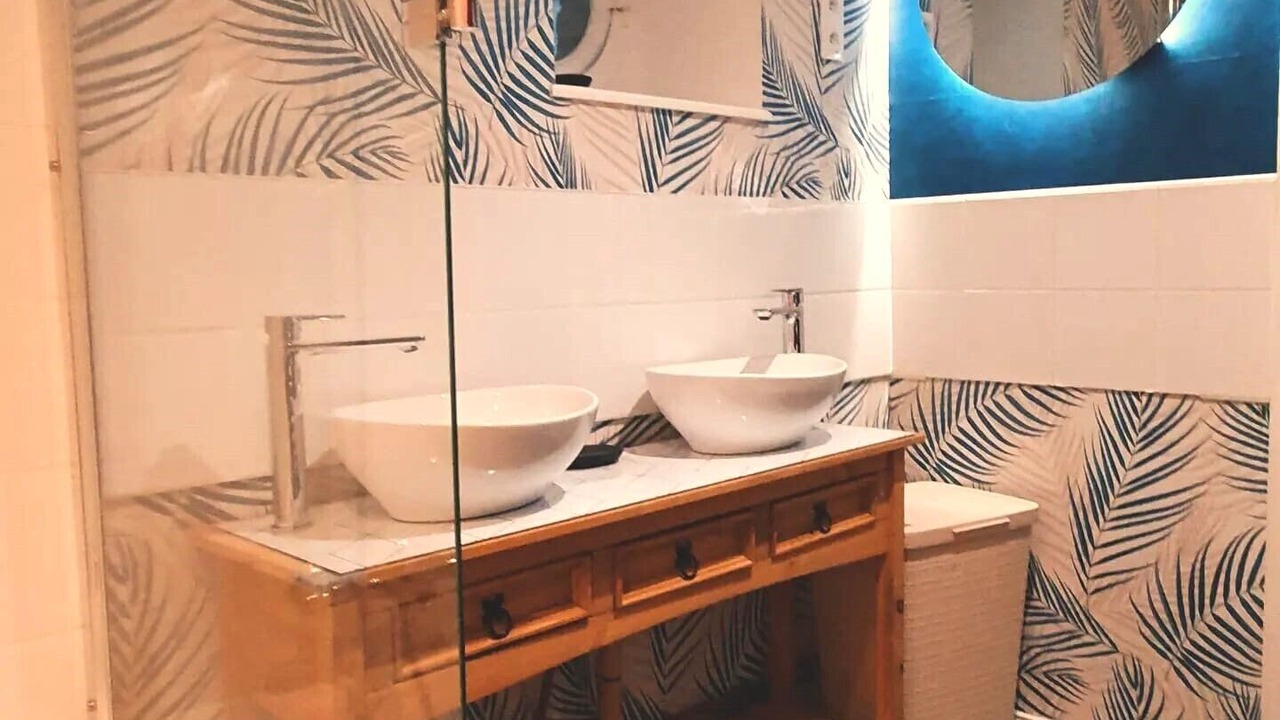 Photo of Bathroom in Caumont l'Evente