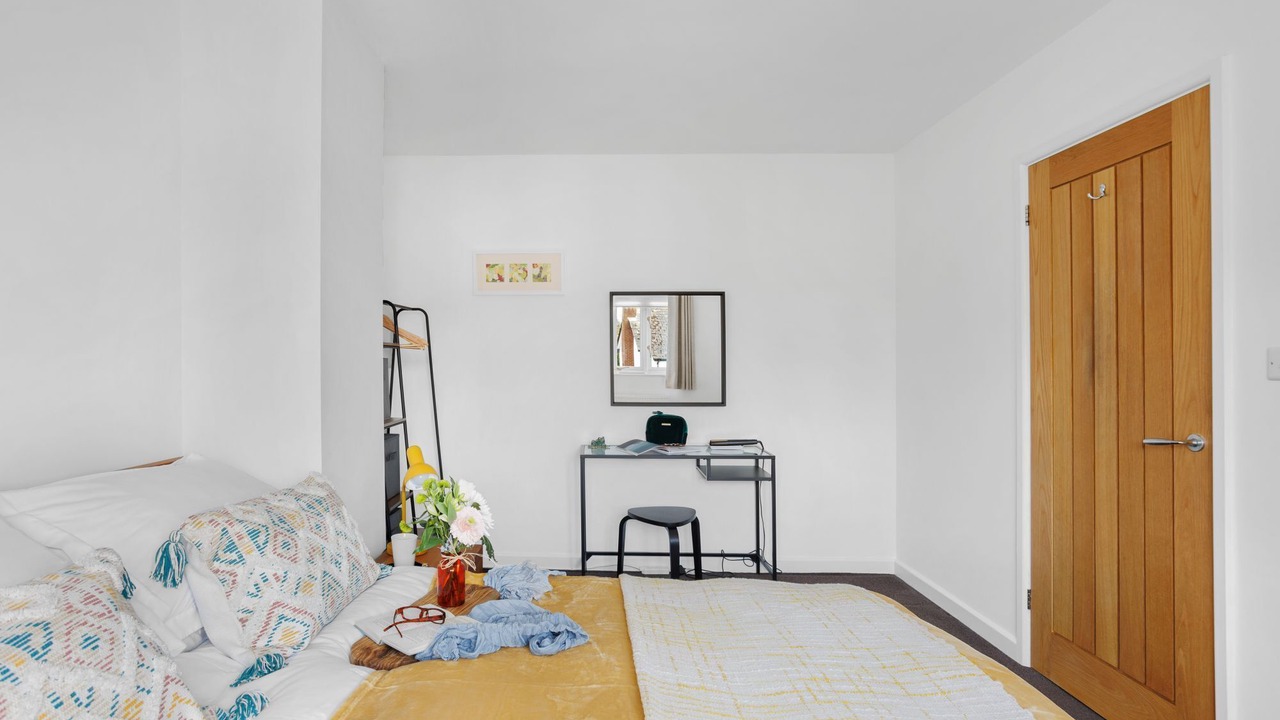 Photo of Bedroom in Woodbury