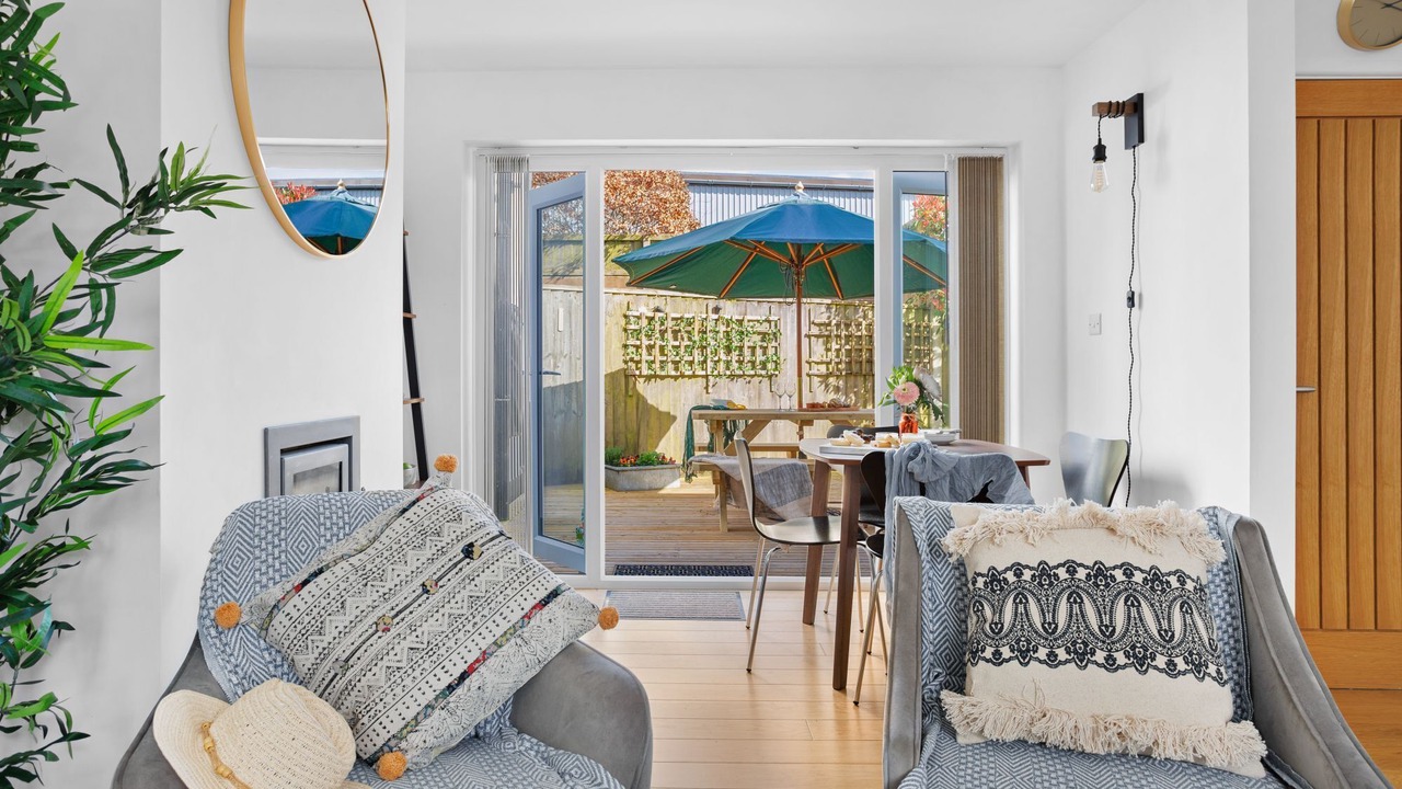 Photo of Livingroom in Woodbury