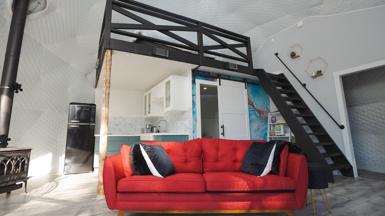 Photo of Livingroom in Kingston
