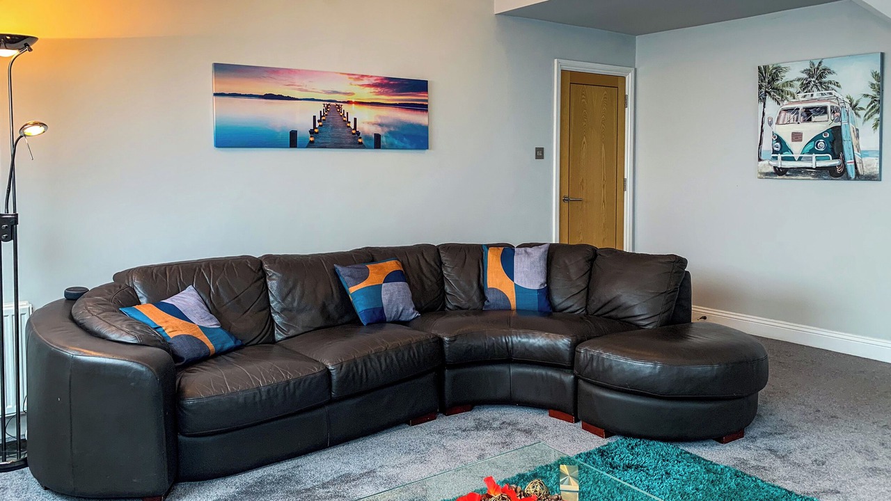 Photo of Livingroom in Canford Cliffs