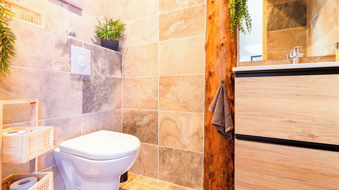 Photo of Bathroom in La Tourette-Cabardes