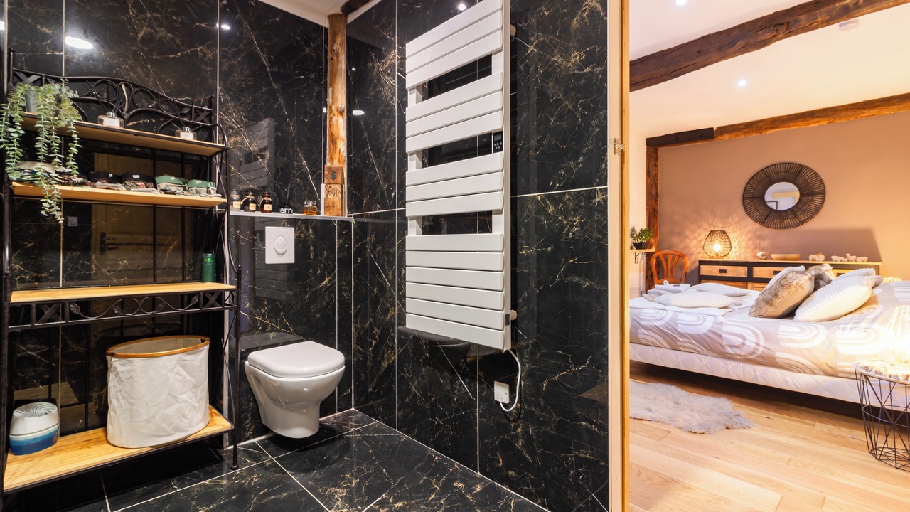 Photo of Bathroom in La Tourette-Cabardes