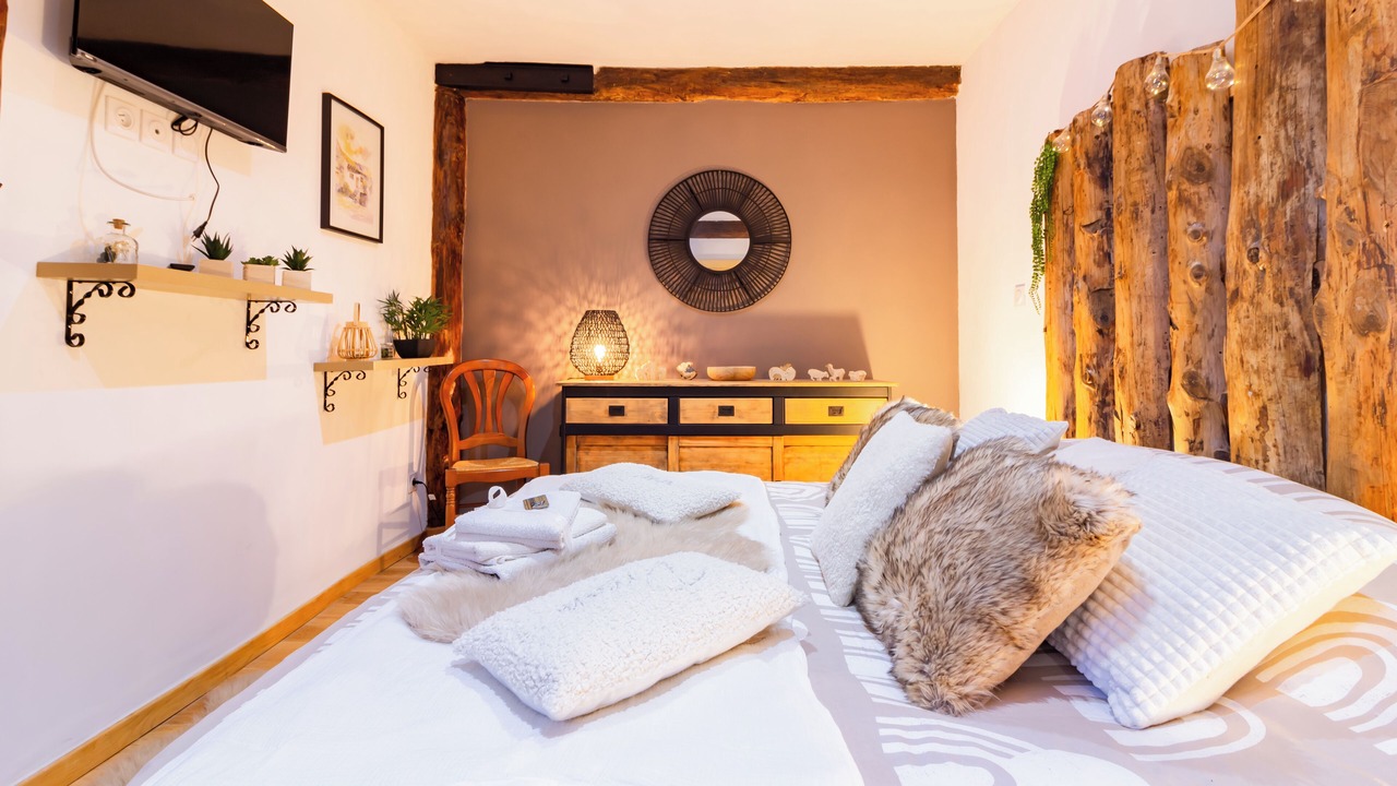 Photo of Bedroom in La Tourette-Cabardes