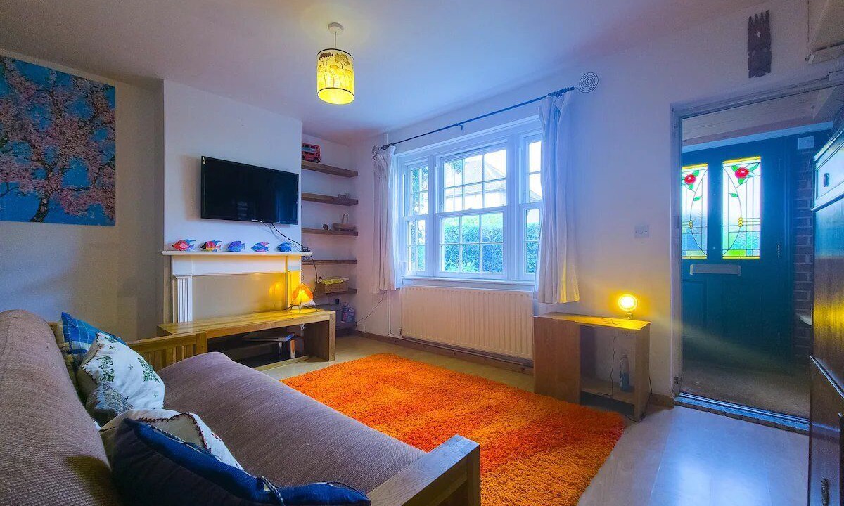 Photo of Livingroom in Island Gardens
