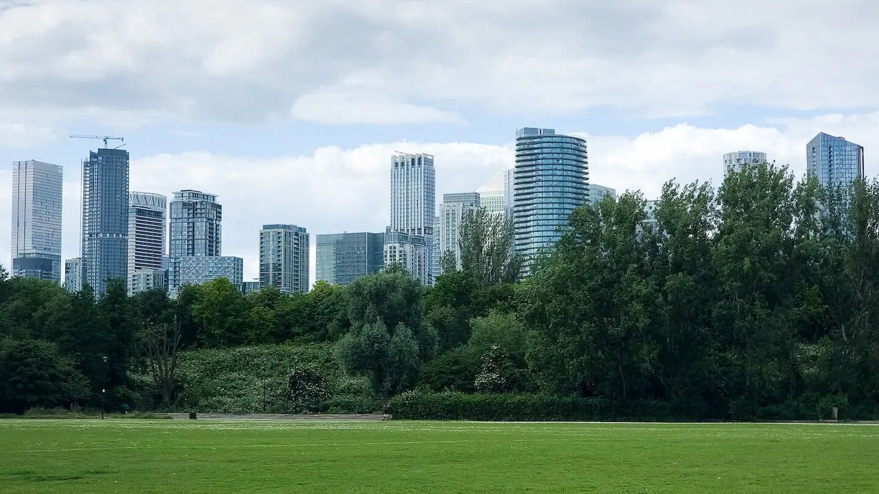Photo of Others in Island Gardens