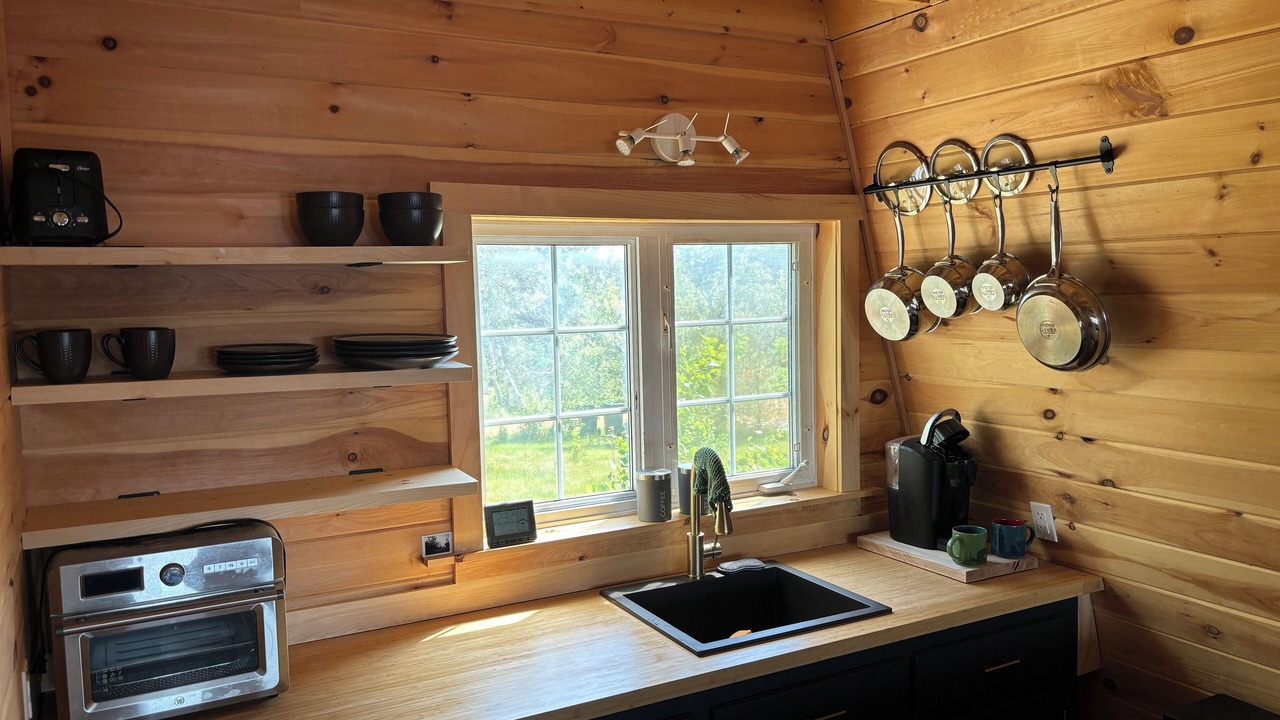 Photo of Kitchen in Corran Ban