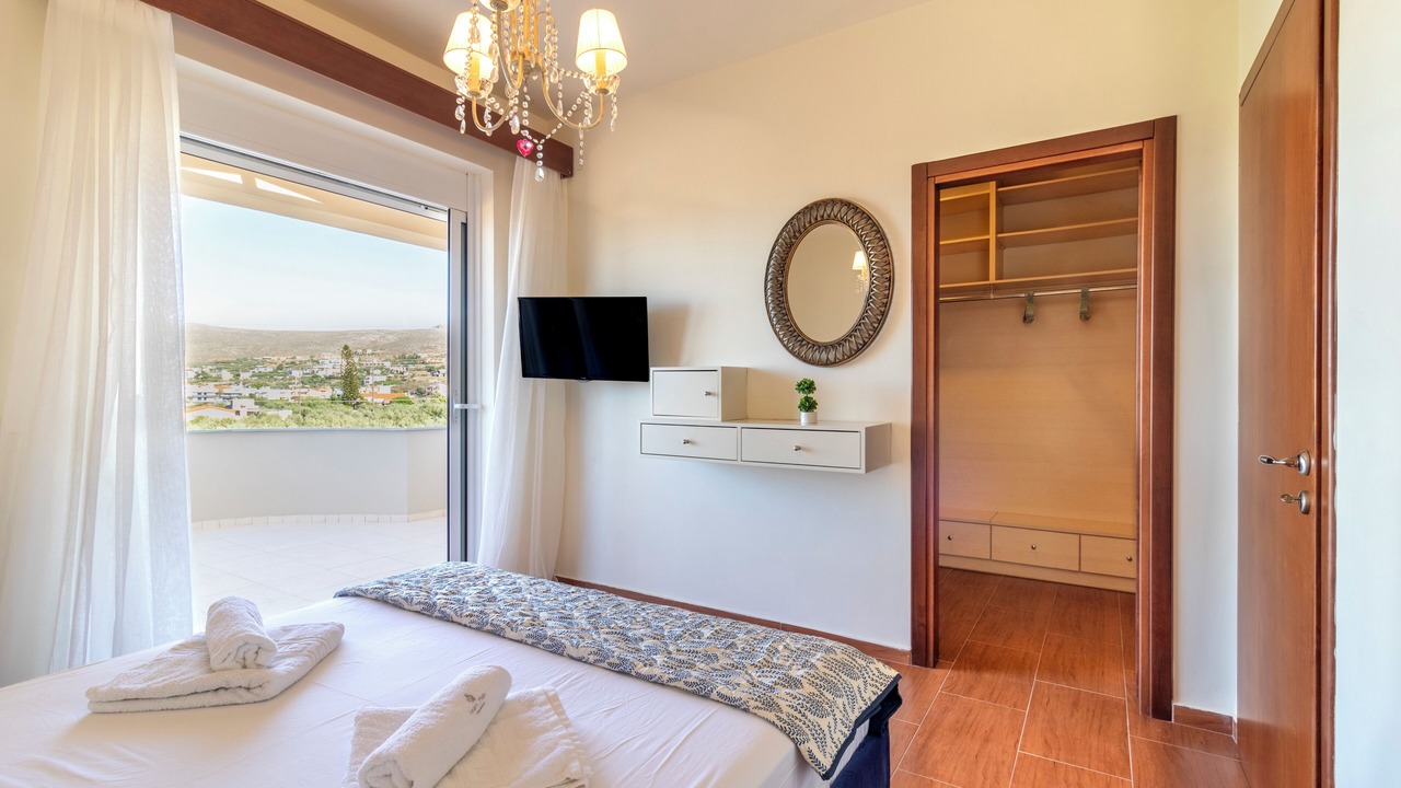 Photo of Bedroom in Vathianos Kampos