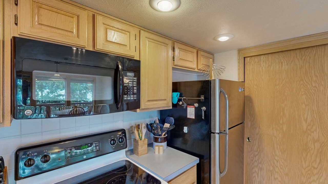 Photo of Kitchen in Loon Lake