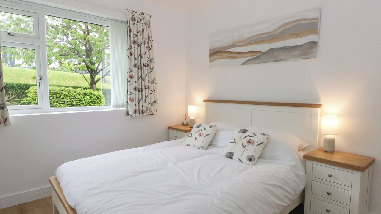 Photo of Bedroom in Mow Cop