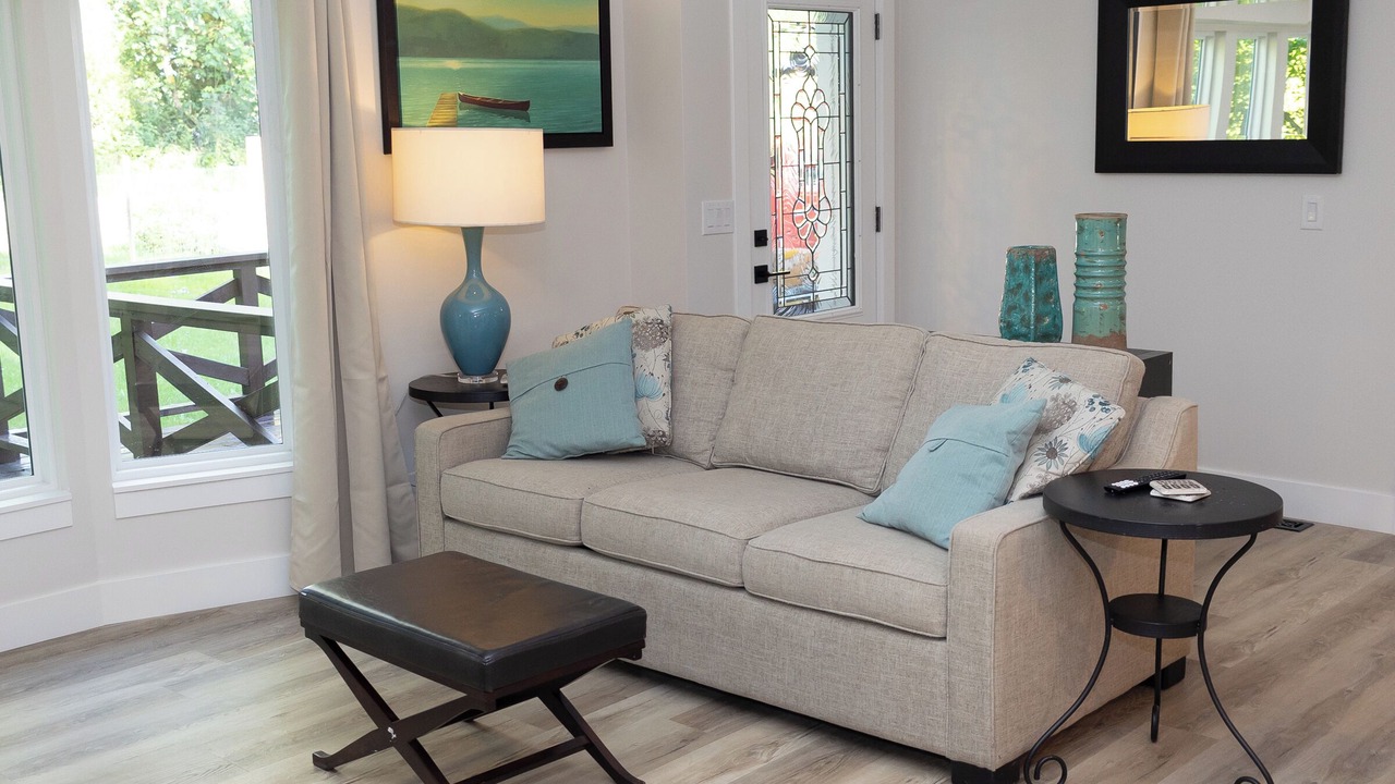 Photo of Livingroom in Langley