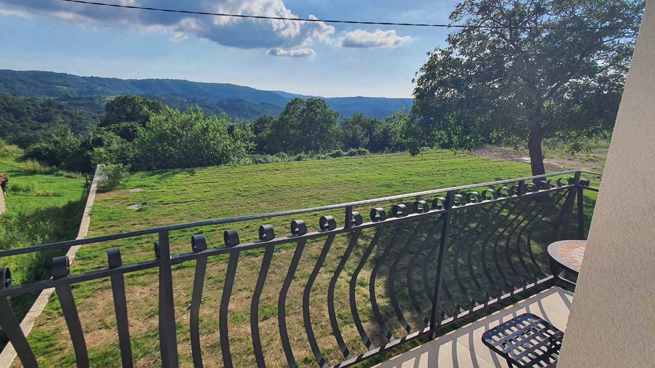 Photo of Outdoor in Gracisce