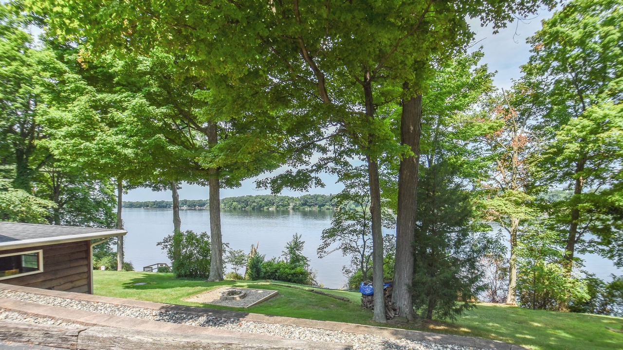 Photo of Outdoor in East Leroy