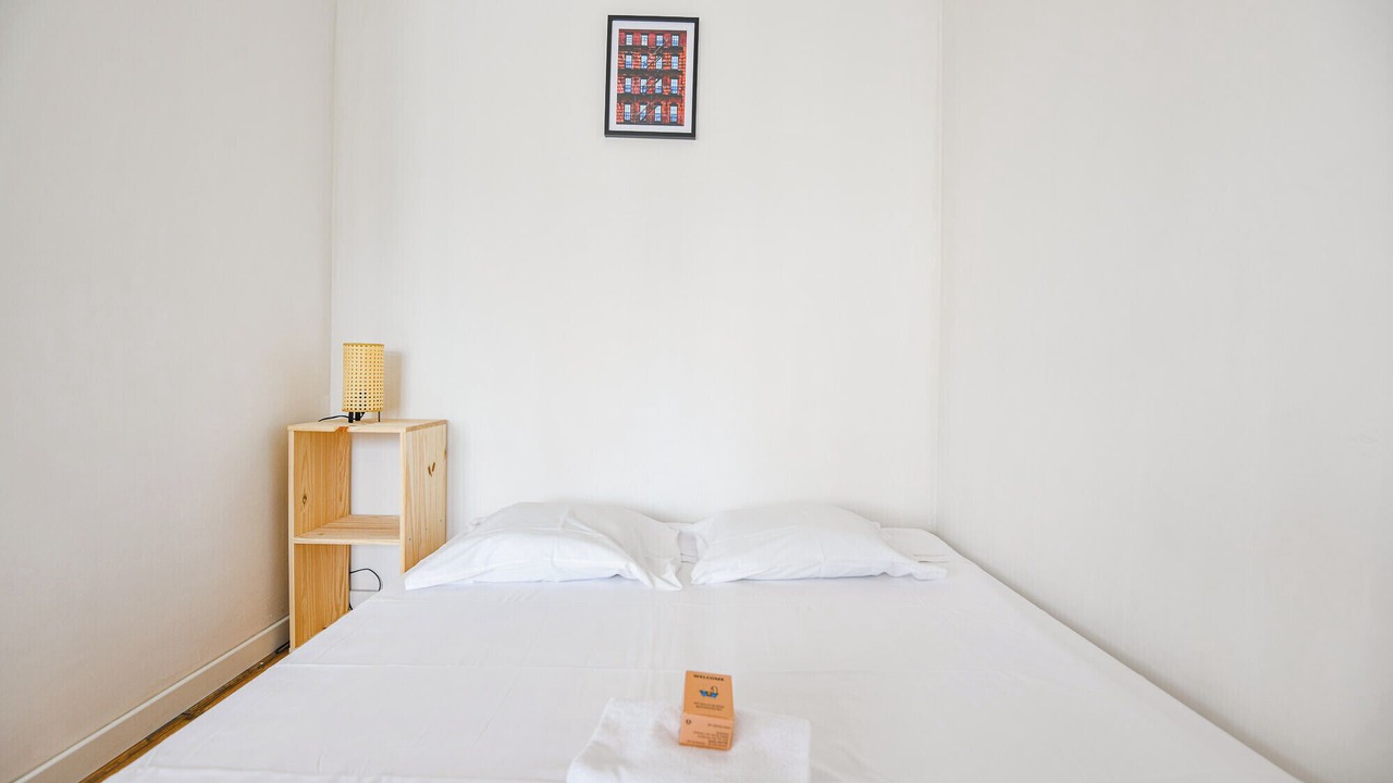 Photo of Bedroom in 4th Arrondissement