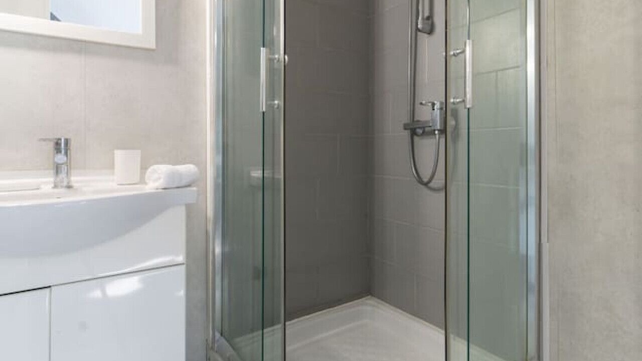 Photo of Bathroom in Cusset