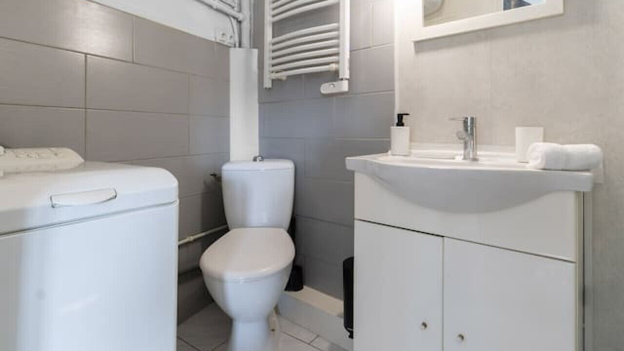 Photo of Bathroom in Cusset