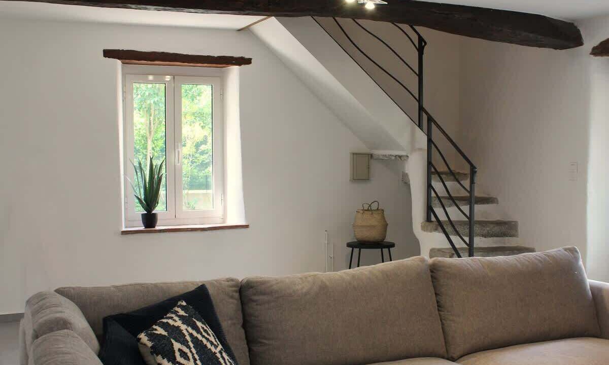 Photo of Livingroom in Villegly