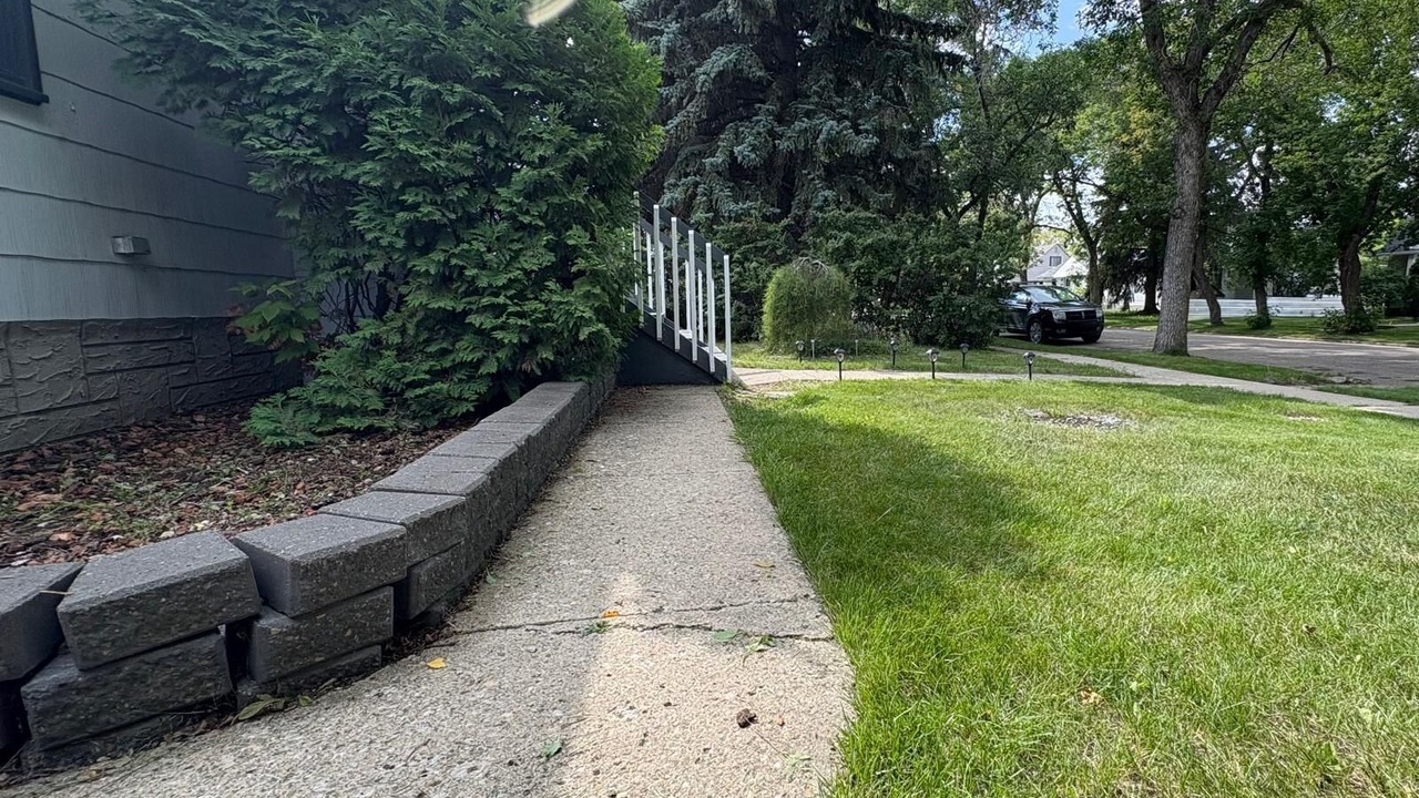 Photo of Outdoor in Leduc