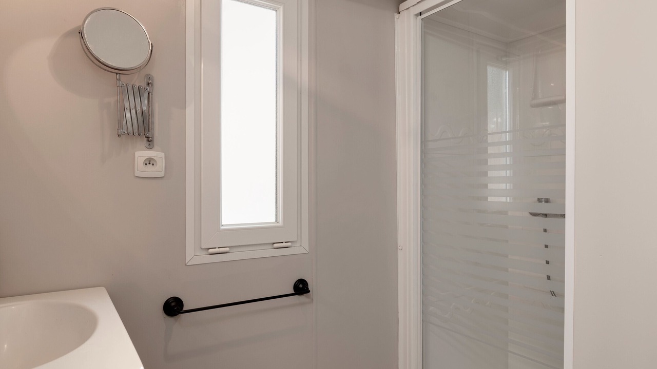 Photo of Bathroom in Claouey