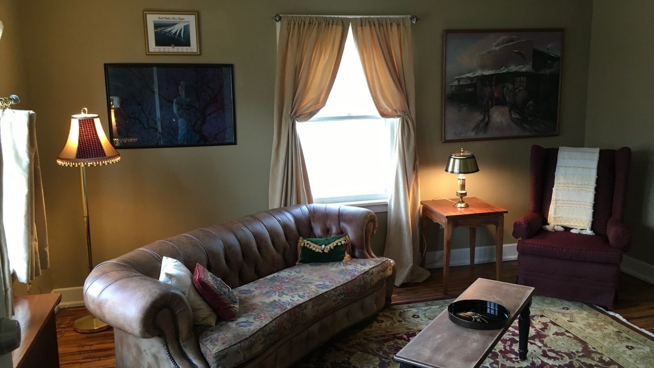 Photo of Livingroom in Fort Madison