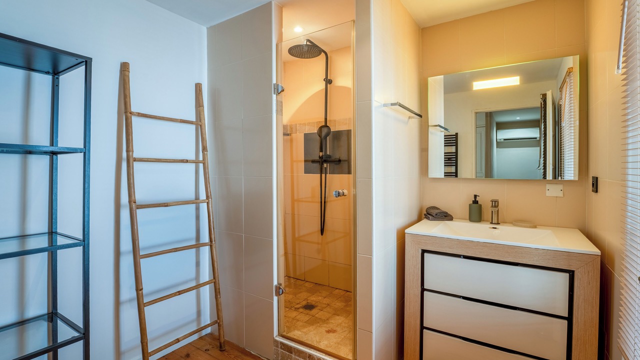 Photo of Bathroom in Villeneuve-les-Avignon