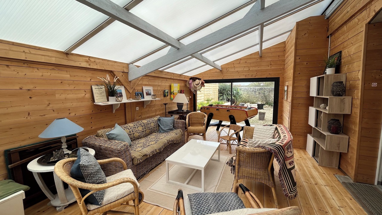 Photo of Livingroom in Normandy Landing Beaches