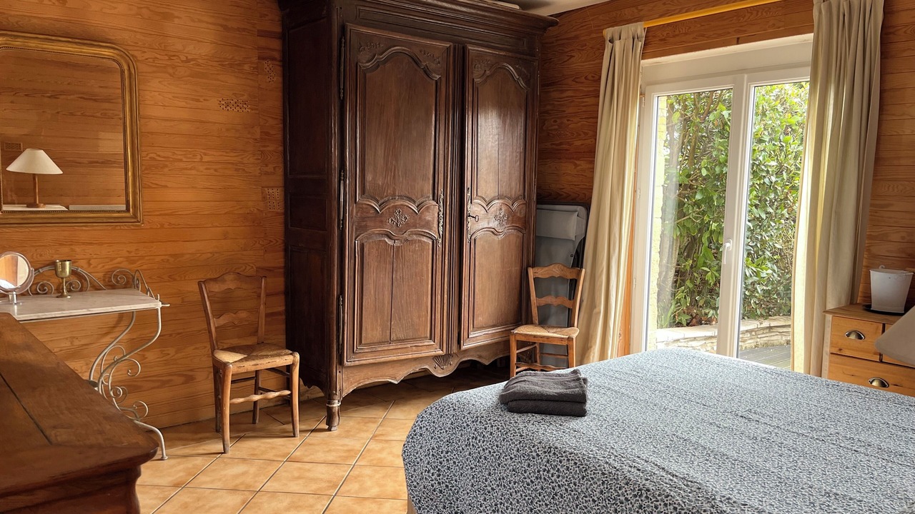 Photo of Bedroom in Normandy Landing Beaches