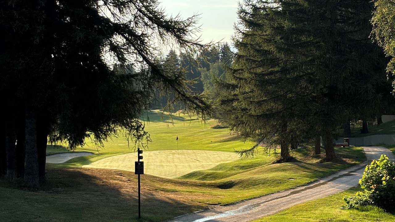 Photo of Outdoor in Noes