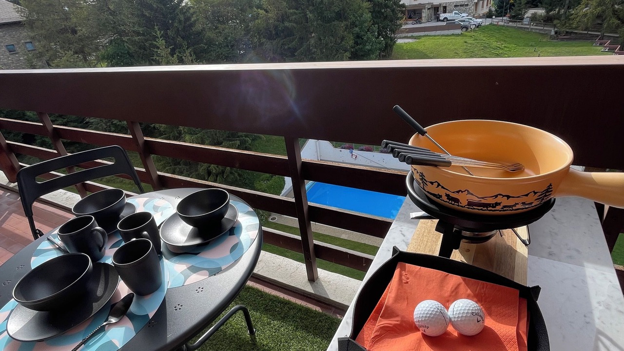 Photo of Patio Balcony in Noes