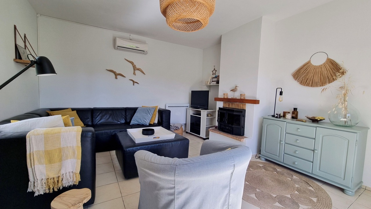 Photo of Livingroom in Montbrun-des-Corbieres