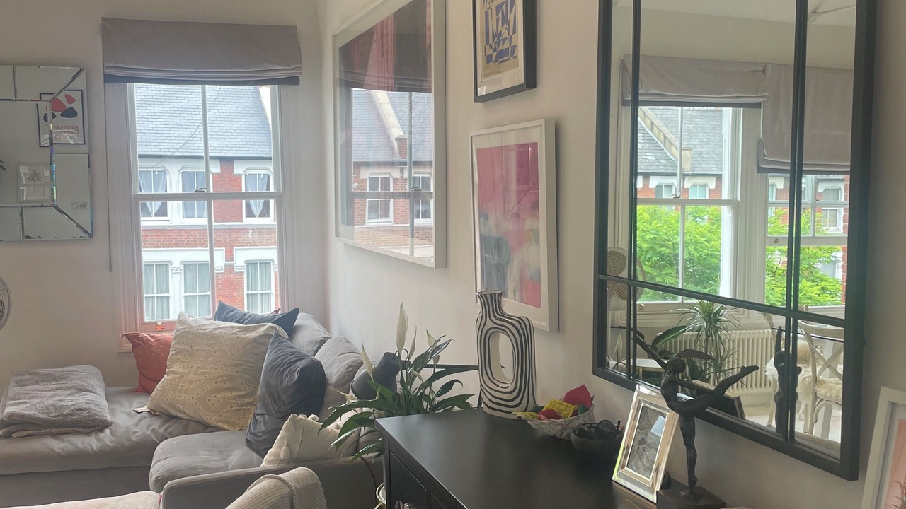 Photo of Livingroom in St. Helen's