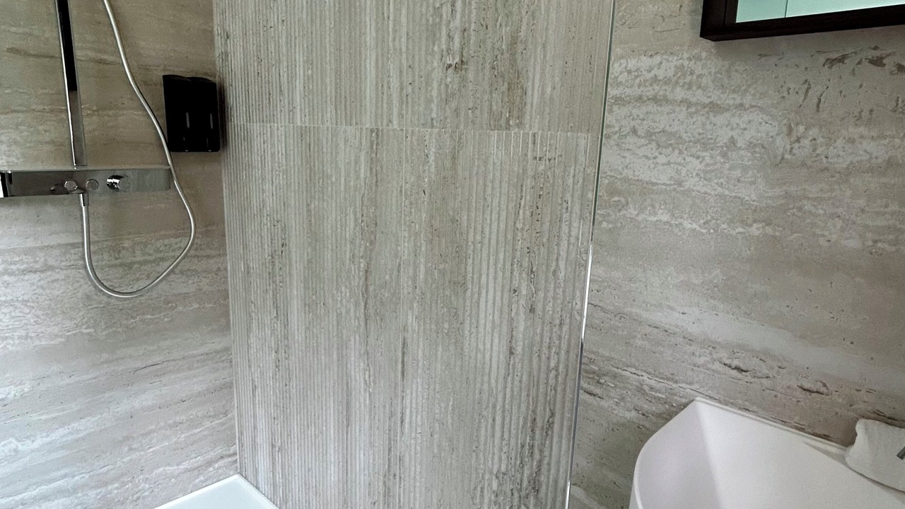Photo of Bathroom in Le Canon