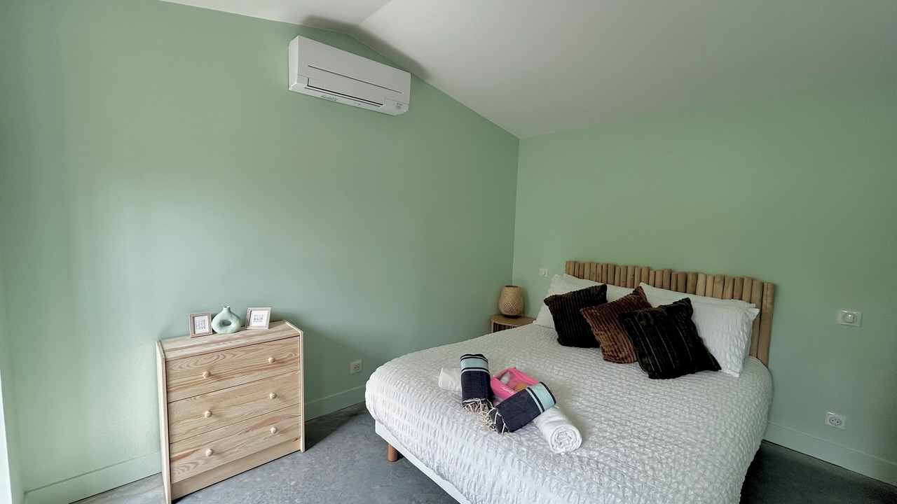 Photo of Bedroom in Le Canon