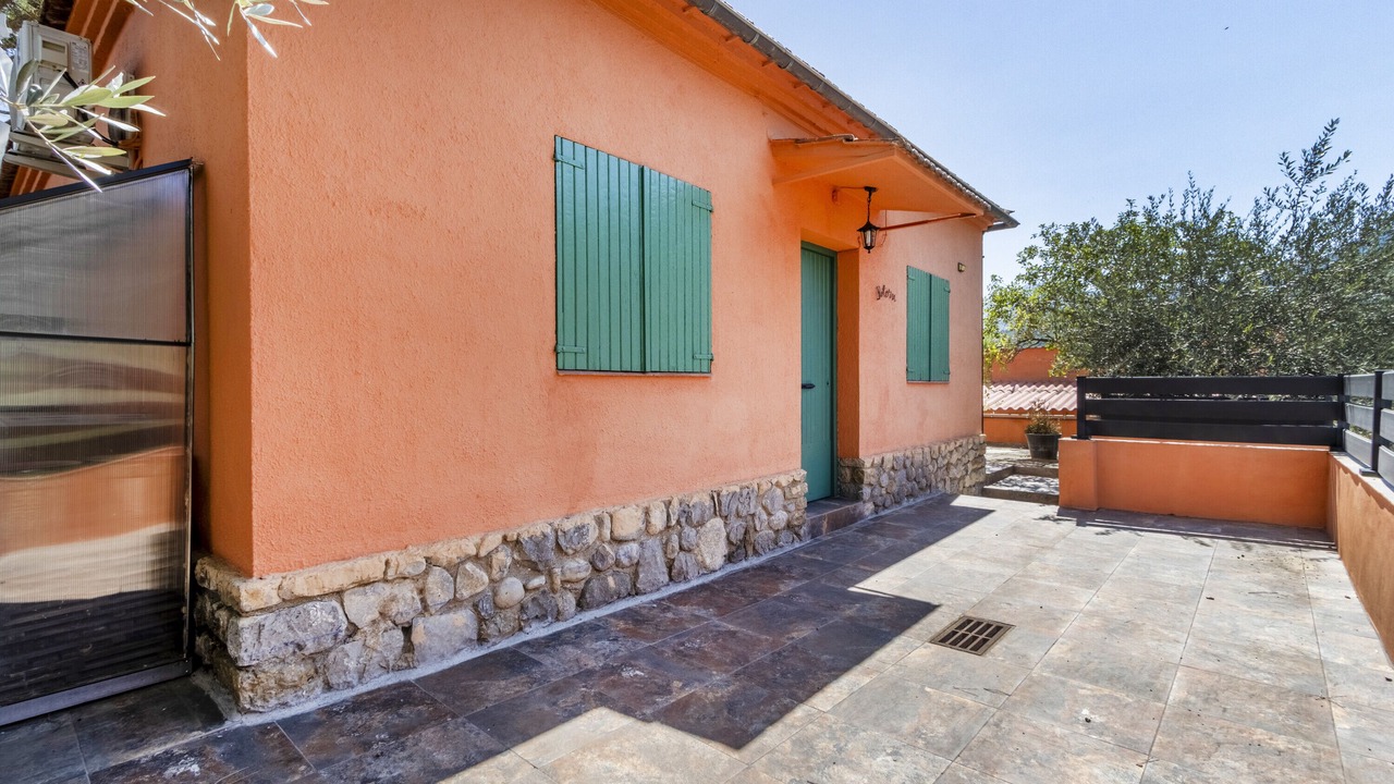 Photo of Outdoor in Aramunt