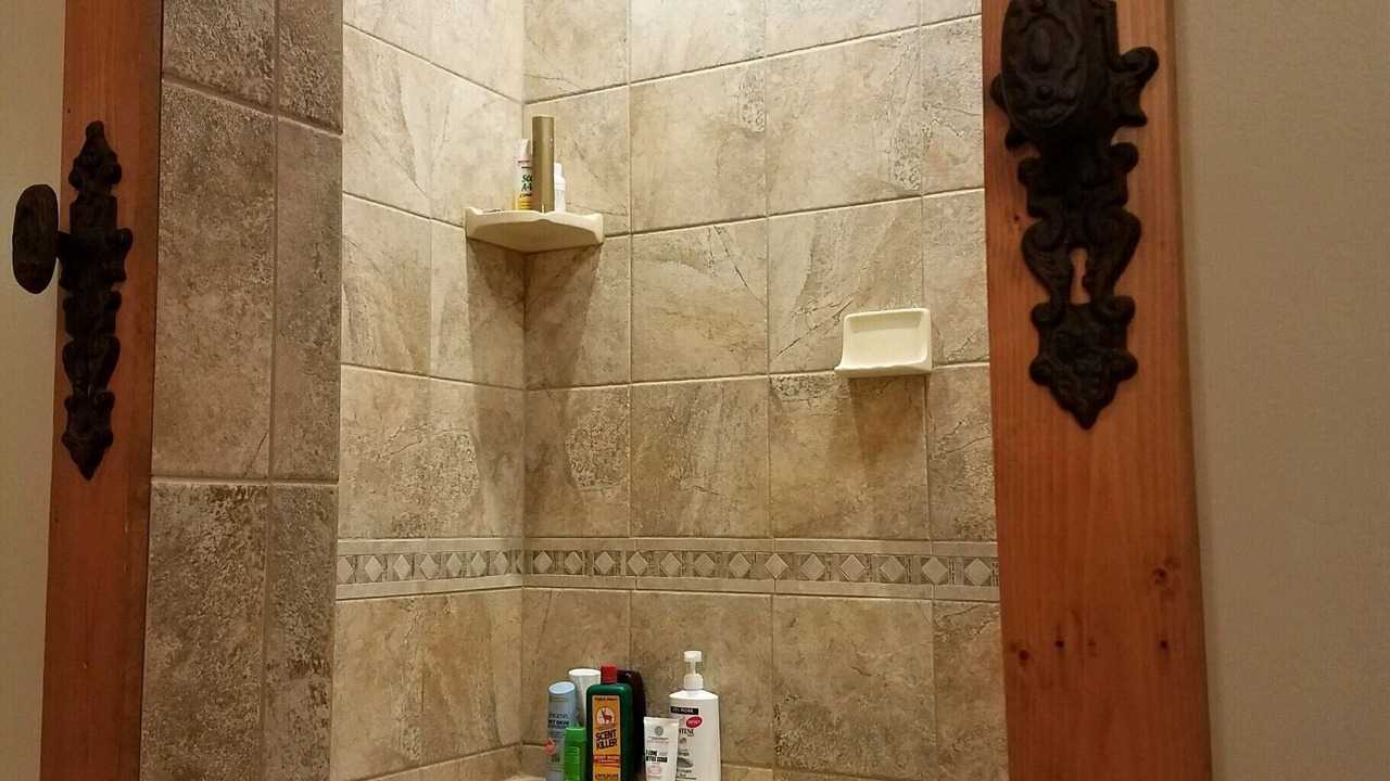 Photo of Bathroom in Brookport
