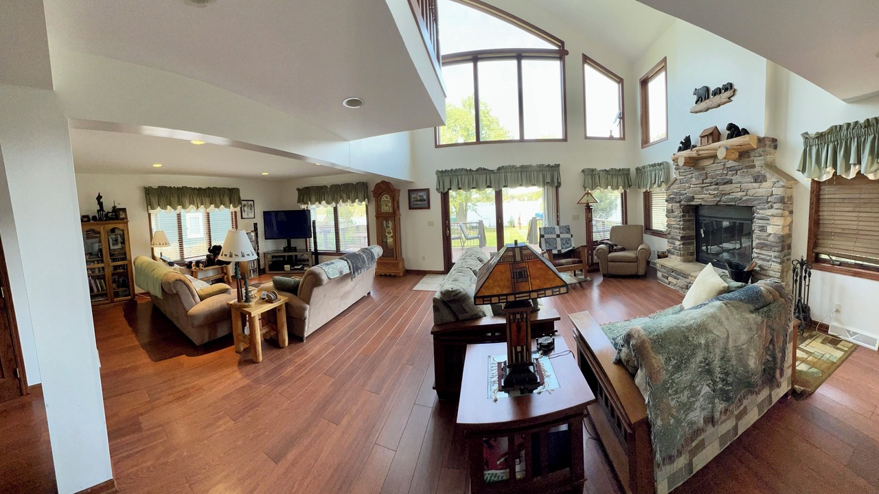 Photo of Livingroom in Lake Ripley