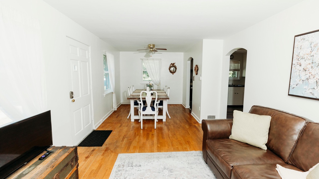Photo of Livingroom in Ionia